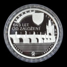 645 let od položení zakl. kamene Karlova mostu